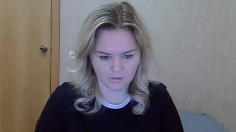 karennelsonx online show from 04-23-26, 07:41