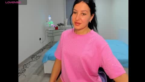 Snapshot of karensvip chatting on 01-10-25, 05:05 KarensVIP online show from 01-10-25, 05:05