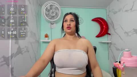 Snapshot of karime_sexygirl chatting on 12-16-25, 11:37 Karime online show from 12-16-25, 11:37