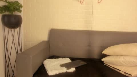 Kari online show from 11-25-25, 11:32