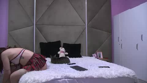 Snapshot of karina_lucce chatting on 04-27-26, 07:06 karina_lucce online show from 04-27-26, 07:06