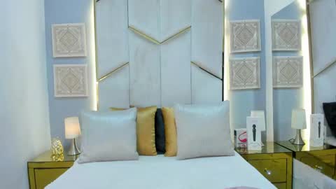 karinaacox online show from 04-21-26, 12:11