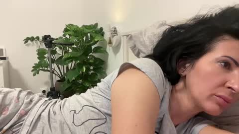 Snapshot of karinablair chatting on 01-11-25, 03:34 Karina online show from 01-11-25, 03:34