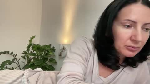 Snapshot of karinablair chatting on 01-31-25, 11:24 Karina online show from 01-31-25, 11:24