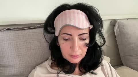 Snapshot of karinablair chatting on 02-16-25, 01:27 Karina online show from 02-16-25, 01:27