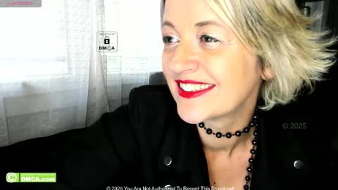 karinabrando online show from 09-29-25, 09:03