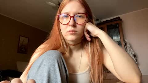 Snapshot of karinamuccia chatting on 03-03-26, 07:25 Karina online show from 03-03-26, 07:25