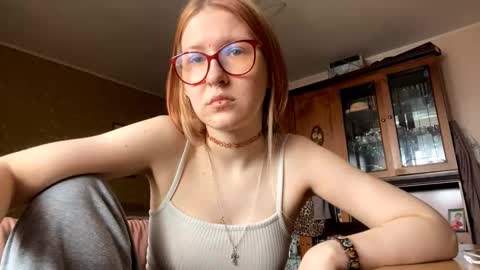 Snapshot of karinamuccia chatting on 03-11-26, 07:14 Karina online show from 03-11-26, 07:14