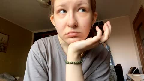 Karina online show from 04-15-26, 08:21