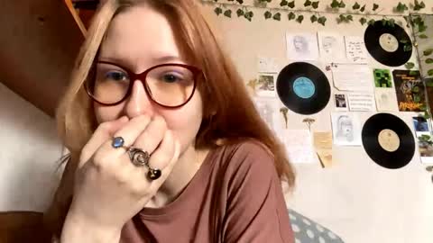 Karina online show from 04-22-26, 08:39