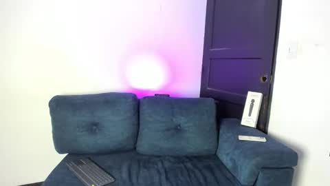 Snapshot of karinapreston_ chatting on 12-04-25, 08:28 karinapreston_ online show from 12-04-25, 08:28