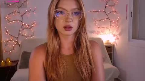Snapshot of karinchik_ chatting on 07-16-26, 08:04 Karina online show from 07-16-26, 08:04