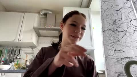 Leya online show from 07-15-26, 02:11