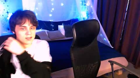 Karl online show from 11-22-25, 10:36