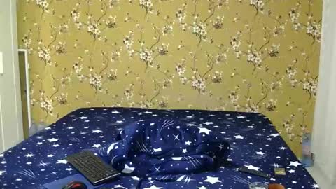 Karla online show from 10-07-25, 03:04