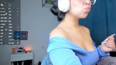 Snapshot of karla__1 chatting on 01-17-25, 02:50 Ill be on at sunday see u Lynn  Could u help me to reach 100 Thmbs upp plssss   Independent girl 3 online show from 01-17-25, 02:50