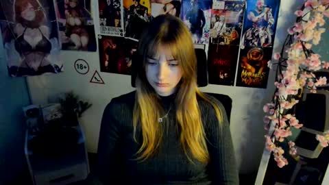 Karla online show from 11-30-25, 07:01