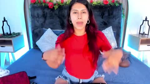 Karla Gonzaless online show from 01-10-26, 06:42