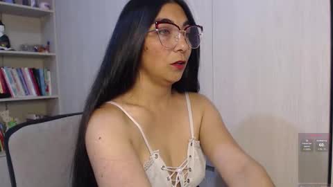 Karla  online show from 12-19-25, 10:28