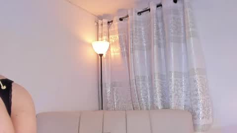 Karlita online show from 04-23-26, 03:41