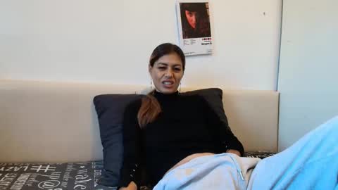 Crystyna online show from 10-21-25, 07:31