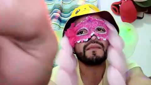 Snapshot of karlakush101 chatting on 02-04-26, 10:54 karlakush101 online show from 02-04-26, 10:54