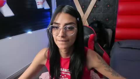 karlaslutskinny__ online show from 07-05-26, 06:53