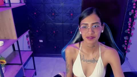 karlaslutskinny__ online show from 07-11-26, 10:22