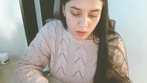 Snapshot of karlie_kloy chatting on 09-17-25, 03:24 kloy online show from 09-17-25, 03:24