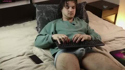 Karlos and Louis online show from 06-04-26, 03:56