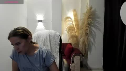 KARLYE online show from 06-10-26, 02:45