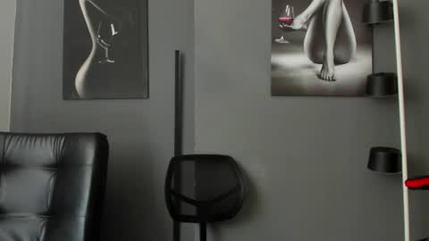   online show from 06-11-26, 04:05