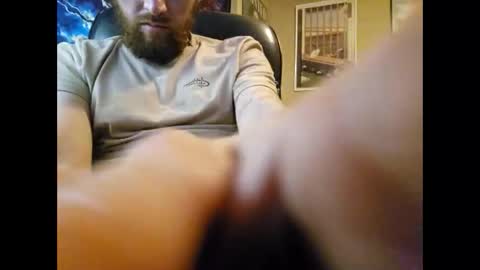 Snapshot of karnyx3 chatting on 02-05-25, 07:18 Karlos Montoya online show from 02-05-25, 07:18