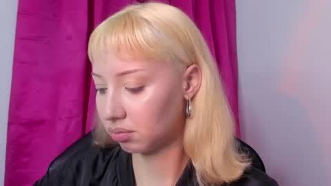 Karo online show from 06-19-26, 01:32
