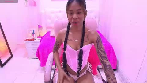 Snapshot of karol_adams_1 chatting on 07-10-26, 04:39 karol online show from 07-10-26, 04:39