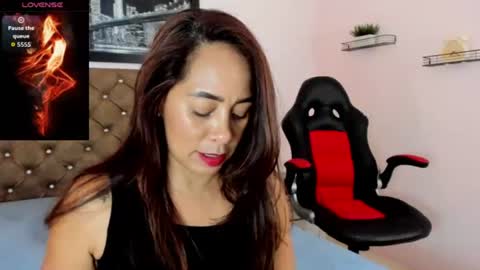 Snapshot of karol_deny chatting on 06-20-26, 08:11 Karol D online show from 06-20-26, 08:11