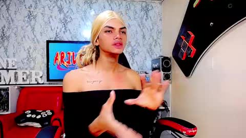 karol Vanessa   online show from 05-23-26, 11:25