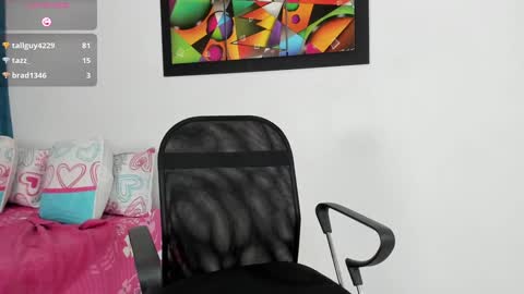 Snapshot of karol_w10 chatting on 02-01-25, 10:34 karol_w10 online show from 02-01-25, 10:34