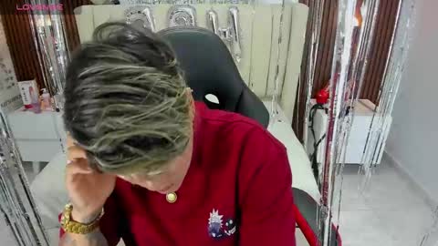 Karol and Luna online show from 02-08-25, 02:47