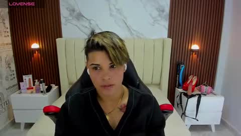 Karol and Luna online show from 02-18-25, 02:16
