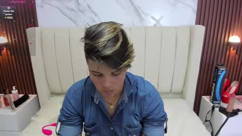 Karol and Luna online show from 03-04-25, 08:57