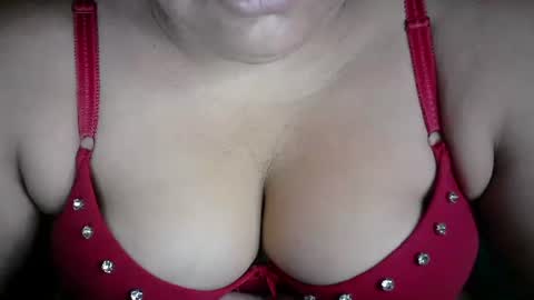 karolbb online show from 12-15-24, 11:12