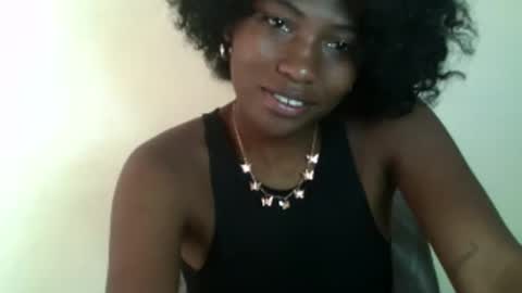 Snapshot of karoliee chatting on 04-15-26, 05:58 karoliee online show from 04-15-26, 05:58