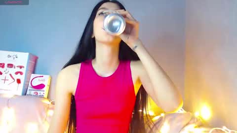 Snapshot of karolina_hottie_ chatting on 12-27-24, 03:31 Kira online show from 12-27-24, 03:31
