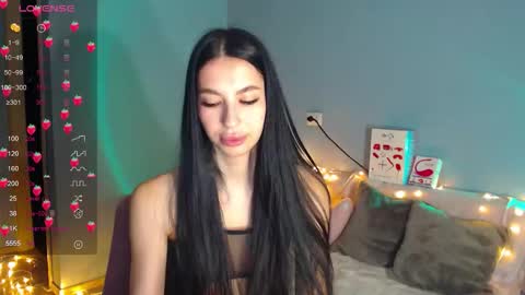 Snapshot of karolina_hottie_ chatting on 11-01-25, 01:51 Kira online show from 11-01-25, 01:51