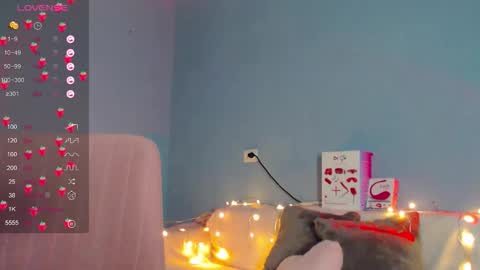 Snapshot of karolina_hottie_ chatting on 11-06-25, 02:23 Kira online show from 11-06-25, 02:23