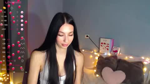 Snapshot of karolina_hottie_ chatting on 11-15-25, 02:42 Kira online show from 11-15-25, 02:42