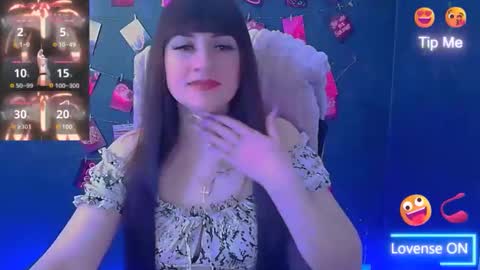 Caroline online show from 04-22-26, 06:27