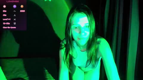 Karolina online show from 02-23-25, 04:35