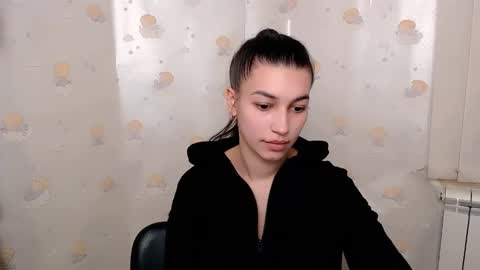 Karolina online show from 02-04-25, 10:00